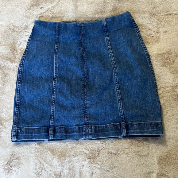 Free People Dresses & Skirts - Free People Modern Femme denim mini skirt size 4